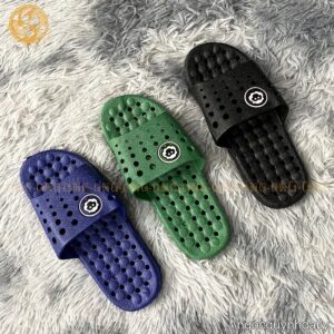 Dép cao su dép lỗ thủng đi trong nhà văn phòng nhà tắm chống trơn trượt | Shopee Việt Nam